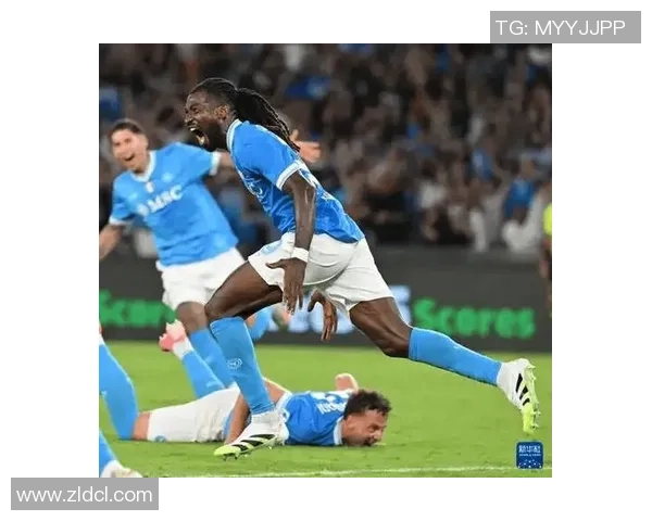 尤文图斯逆转那不勒斯4-3帽子戏法点燃欧联杯激情与转会传闻 尤文图斯逆转那不勒斯4-3帽子戏法点燃欧联杯激情与转会传闻