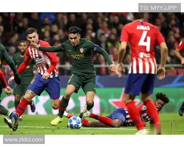 世界杯精彩对决里昂逆转热刺全场沸腾的瞬间分析