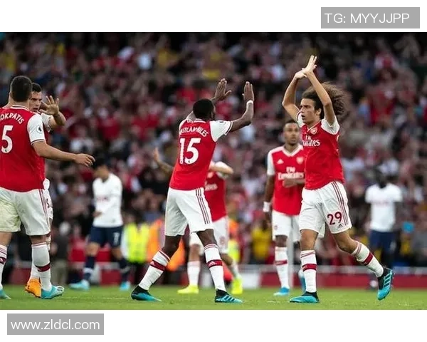 曼联绝杀拜仁全场沸腾精彩瞬间解析与战术分析