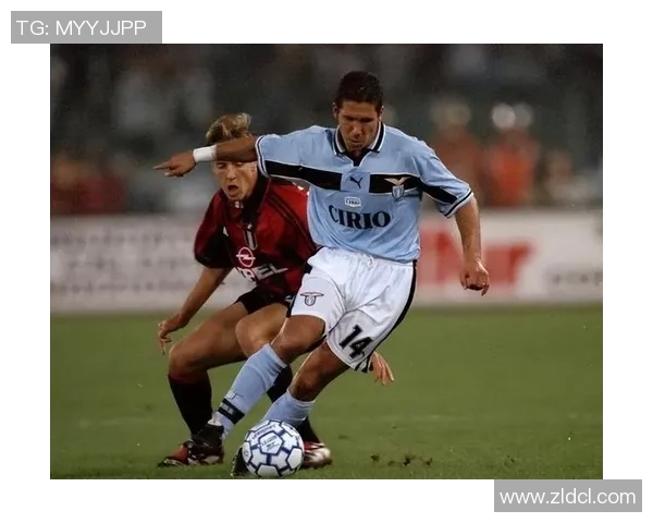 曼联狂胜AC米兰五球大捷帽子戏法点燃世界杯激情瞬间集锦 曼联狂胜AC米兰五球大捷帽子戏法点燃世界杯激情瞬间集锦