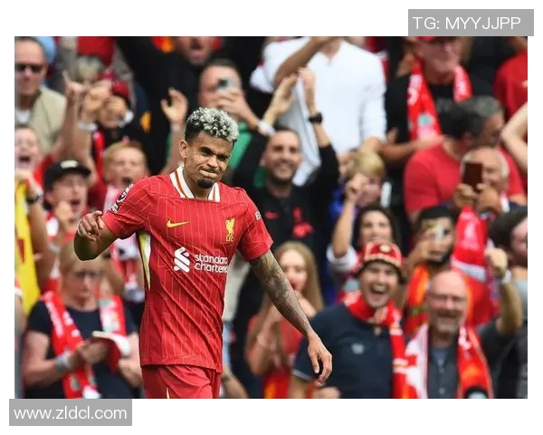 欧联杯经典对决巴萨与利物浦激战成和补时进球点燃全场激情 欧联杯经典对决巴萨与利物浦激战成和补时进球点燃全场激情