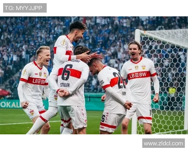 英超经典对决皇马逆转AC米兰全场沸腾战报回顾 英超经典对决皇马逆转AC米兰全场沸腾战报回顾